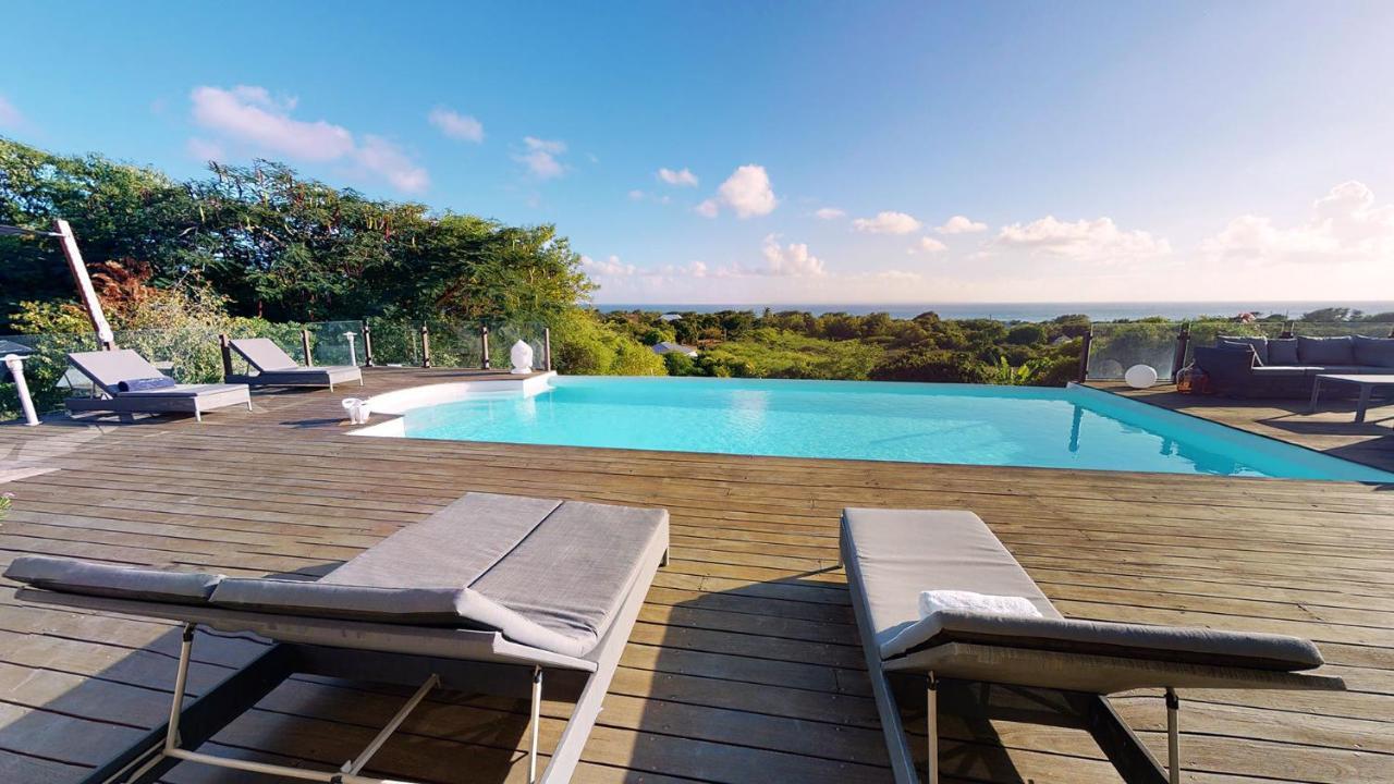 Villa L'Hacienda: Seaside Luxury with Pool, Jacuzzi & Garden Saint-Francois  Exterior photo