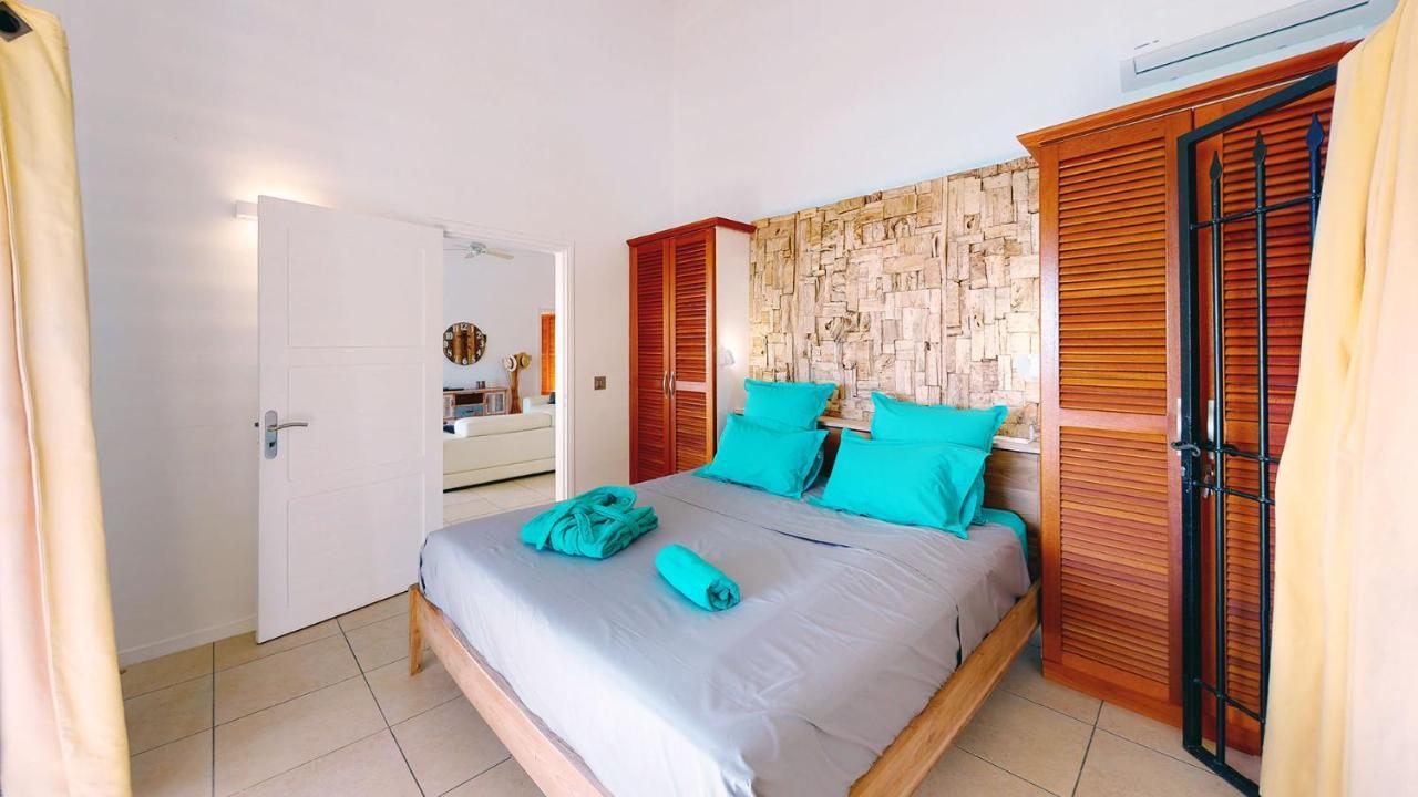 Villa L'Hacienda: Seaside Luxury with Pool, Jacuzzi & Garden Saint-Francois  Exterior photo