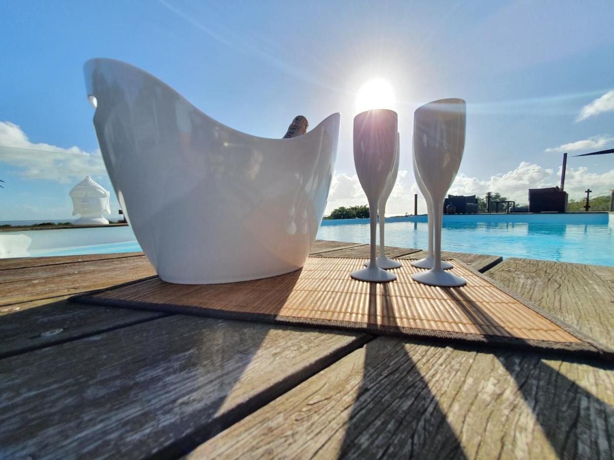 Villa L'Hacienda: Seaside Luxury with Pool, Jacuzzi & Garden Saint-Francois  Exterior photo
