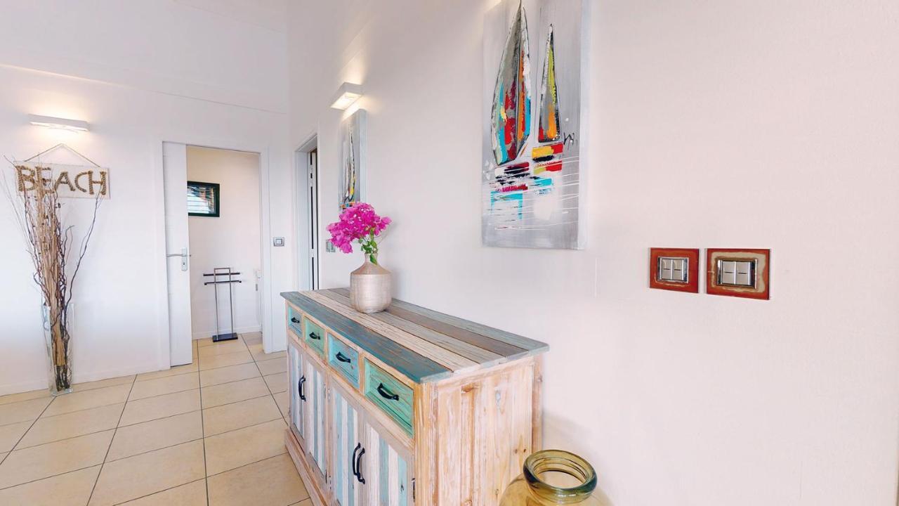 Villa L'Hacienda: Seaside Luxury with Pool, Jacuzzi & Garden Saint-Francois  Exterior photo