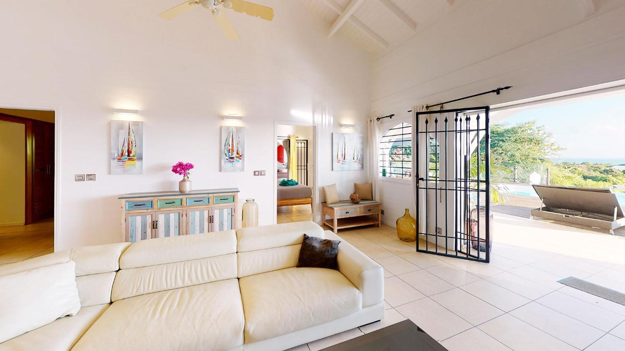 Villa L'Hacienda: Seaside Luxury with Pool, Jacuzzi & Garden Saint-Francois  Room photo