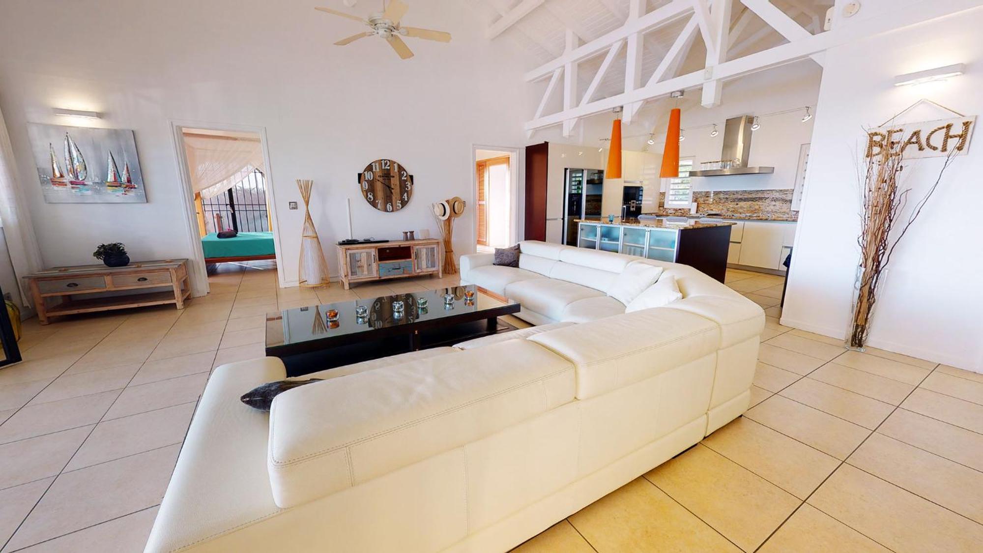 Villa L'Hacienda: Seaside Luxury with Pool, Jacuzzi & Garden Saint-Francois  Room photo
