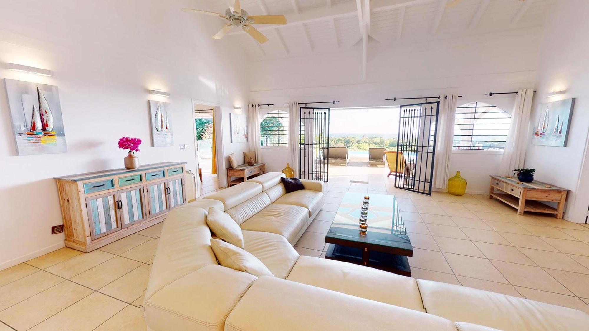 Villa L'Hacienda: Seaside Luxury with Pool, Jacuzzi & Garden Saint-Francois  Room photo